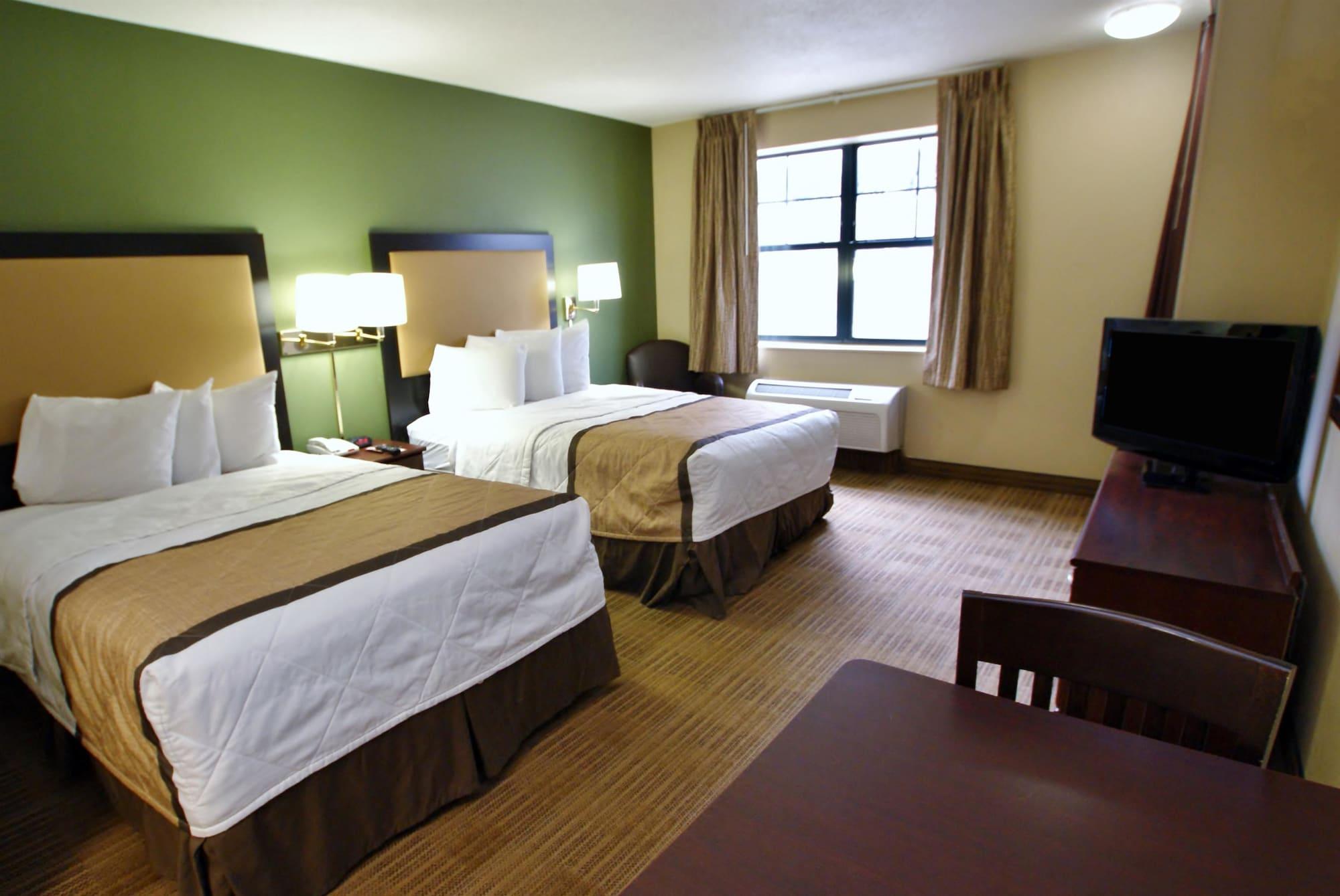 Extended America - - Middletown Hotel